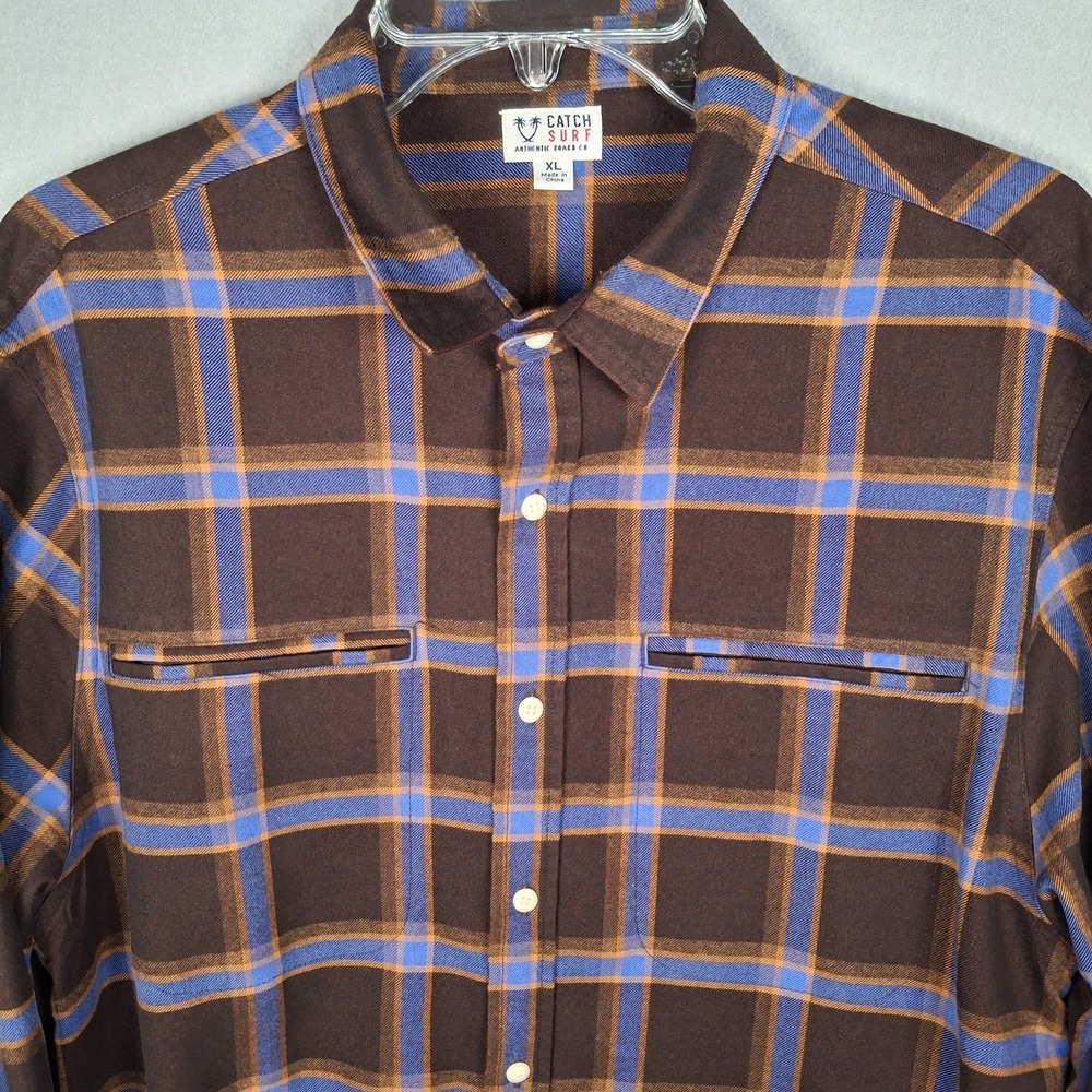 Catch Surf Authentic Board Co Flannel Shirt XL Brown‎ Blue Plaid Poly Rayon Soft